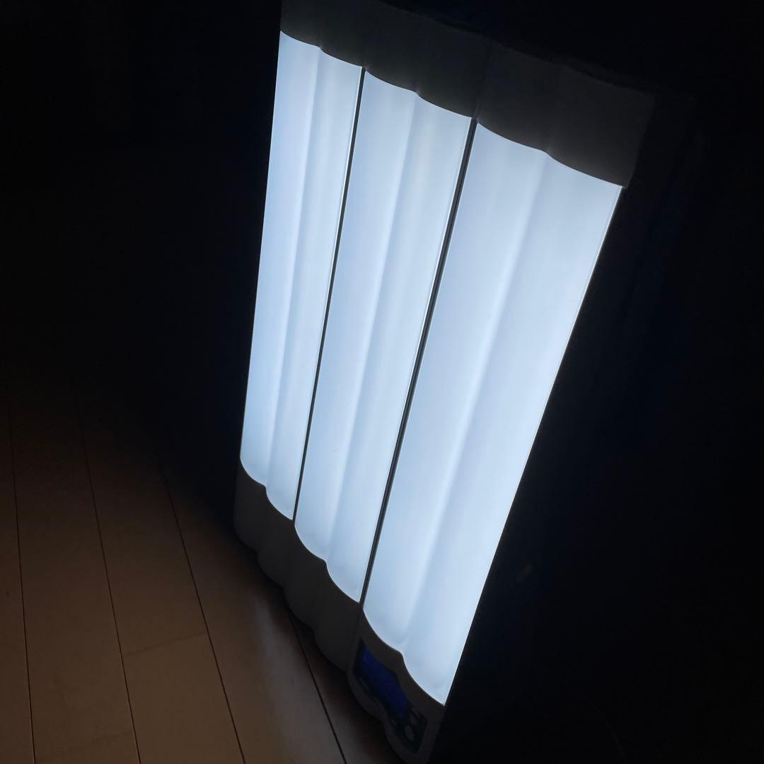 高照度光療法　ブライトライトME　(中古品)