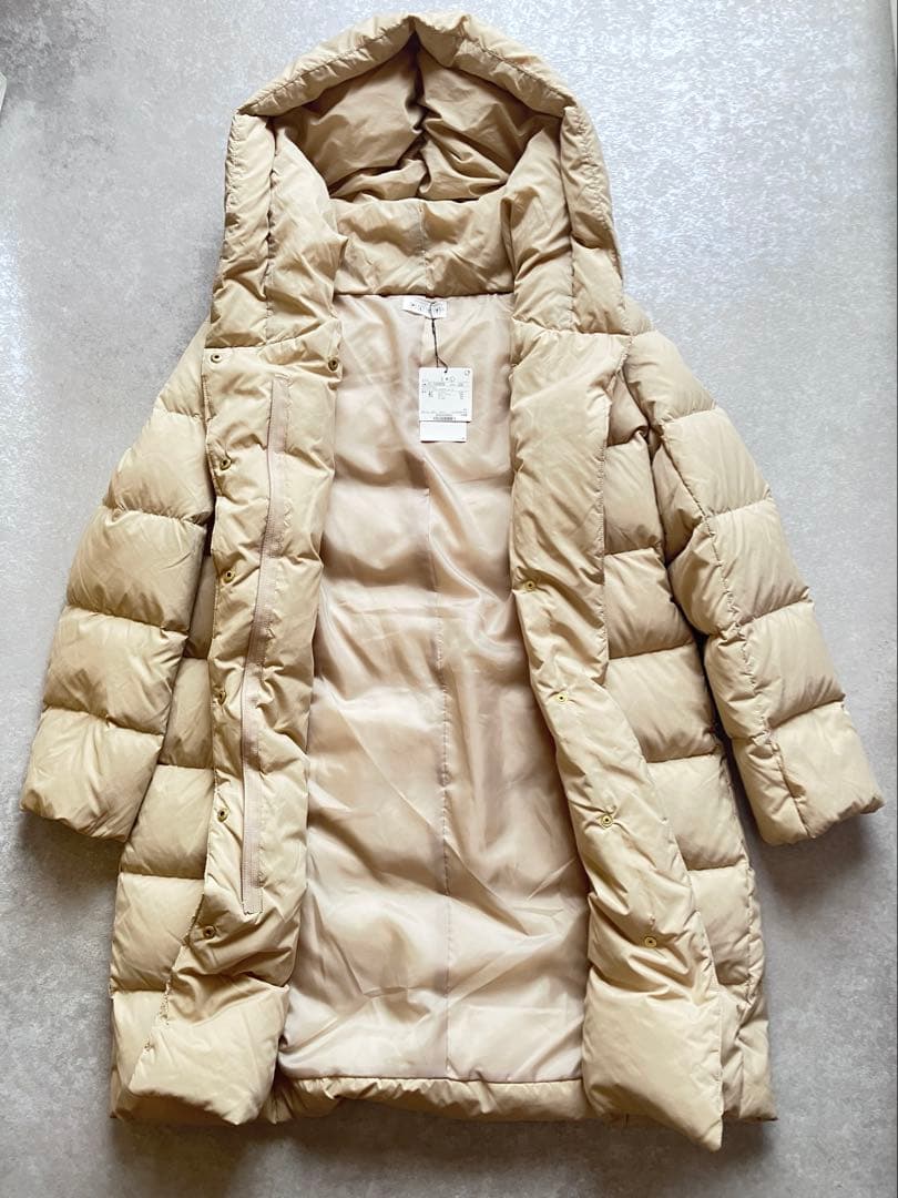 タグ付き PLST マットナイロンビッグフードロングダウン ベージュ 洗えるL