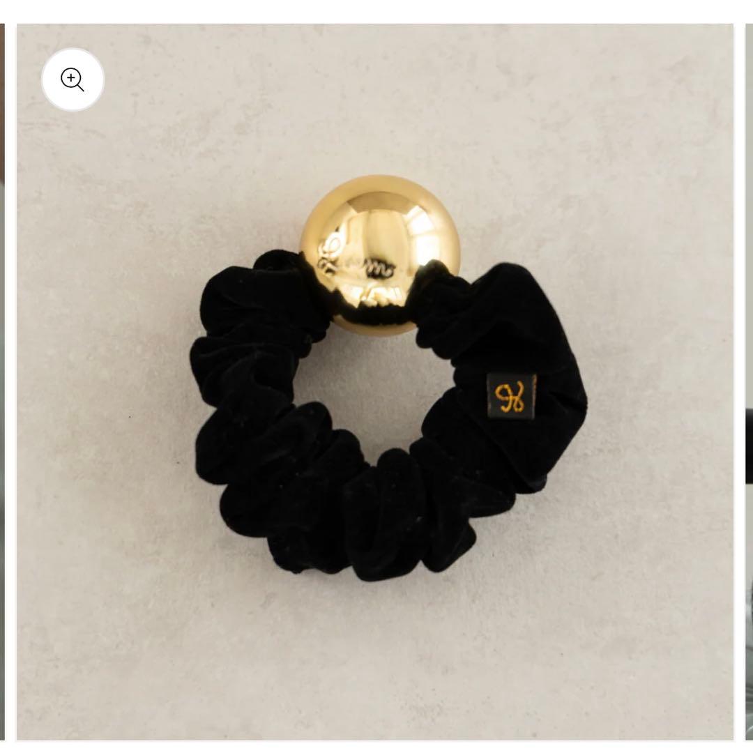 新品♡LOEM moon (ブラック)シュシュ　ロエムトウキョウ 黒