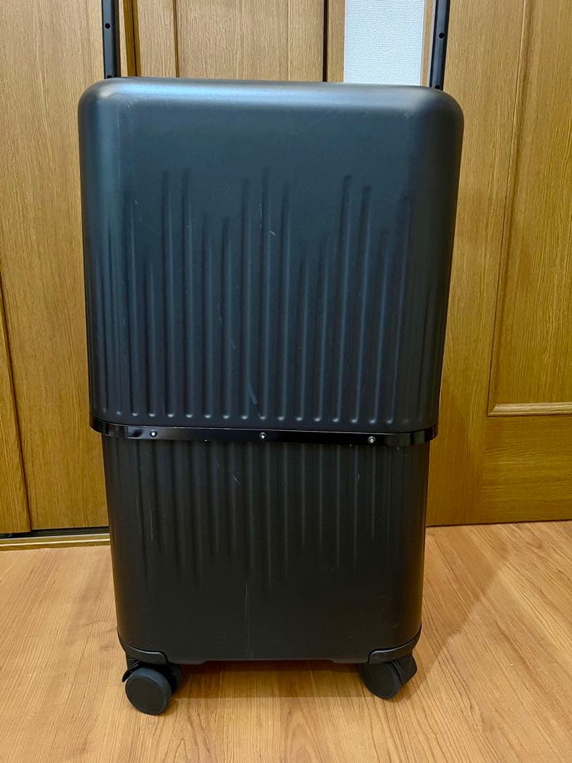 VELO 可変式スーツケース ブラック