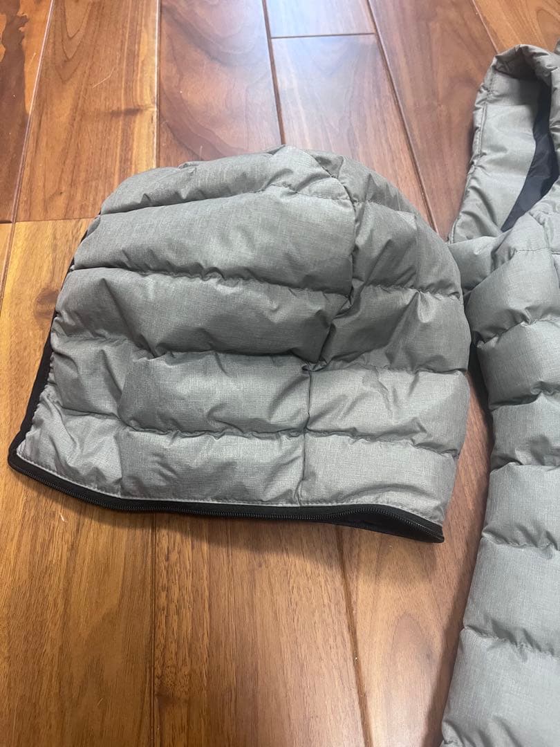 ヘルノ　グレー ダウンベスト
