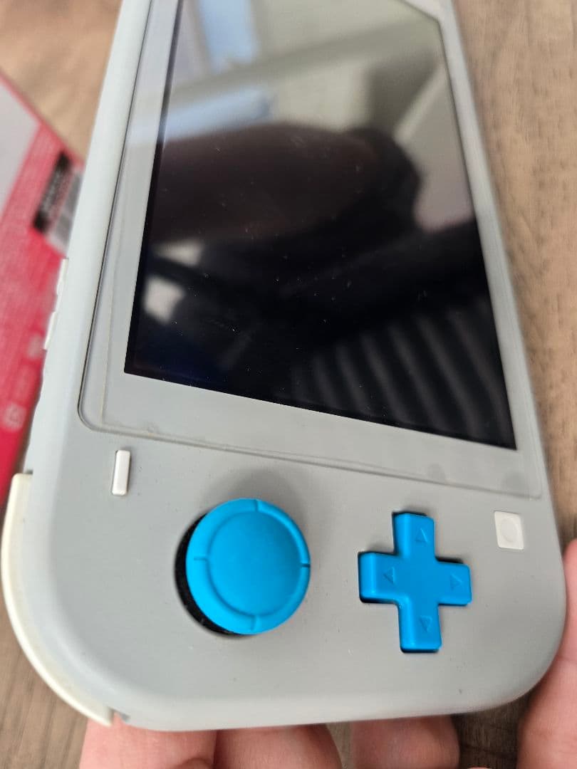 Nintendo Switch Lite ポケモンデザイン　箱つき