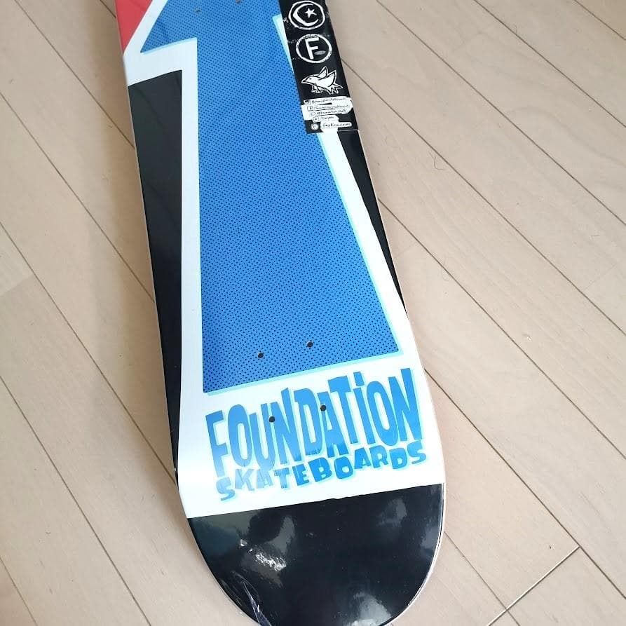 Foundation スケボー スケートボードデッキ 8.25インチ
