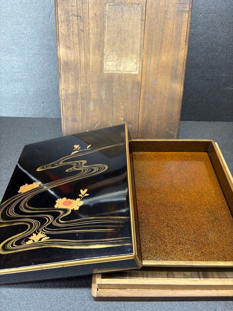 【時代物】金彩細密花蒔絵 硯箱 内梨地 木胎漆器 骨董 共箱付