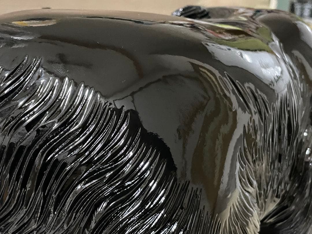 木彫りの熊 珍しい黒光り 大きめ