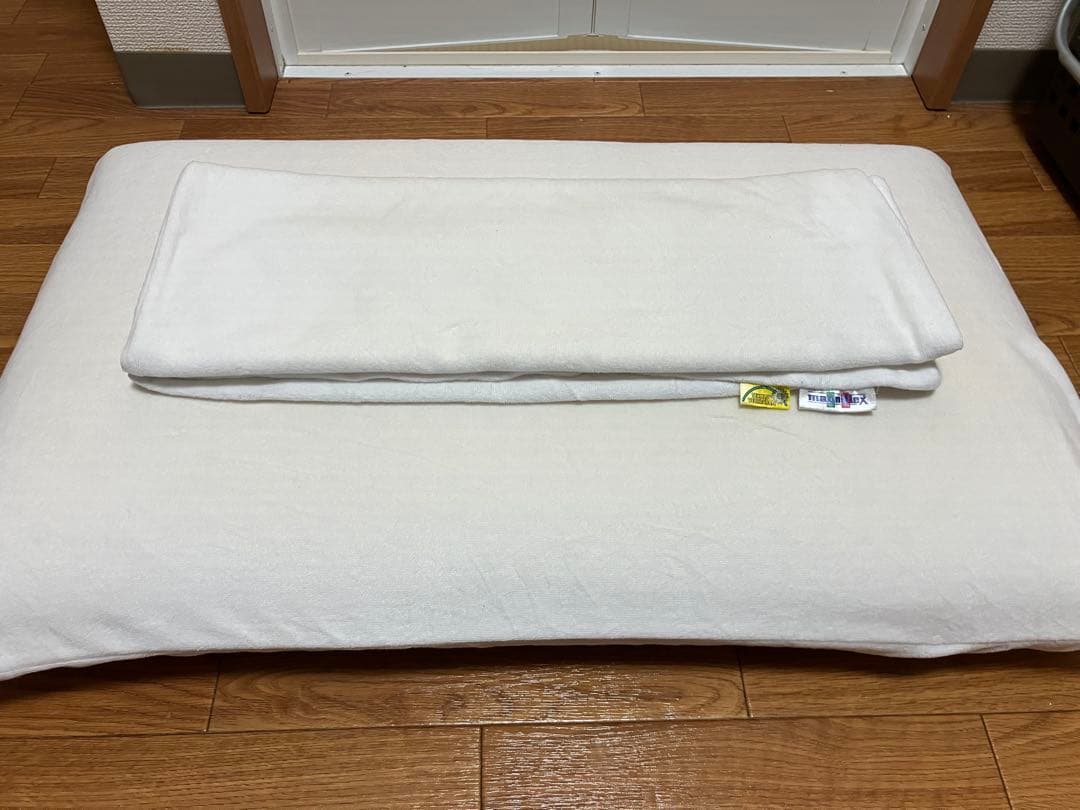 【美品】マニフレックス 高反発枕 ピローグランデ　枕カバー2枚セット