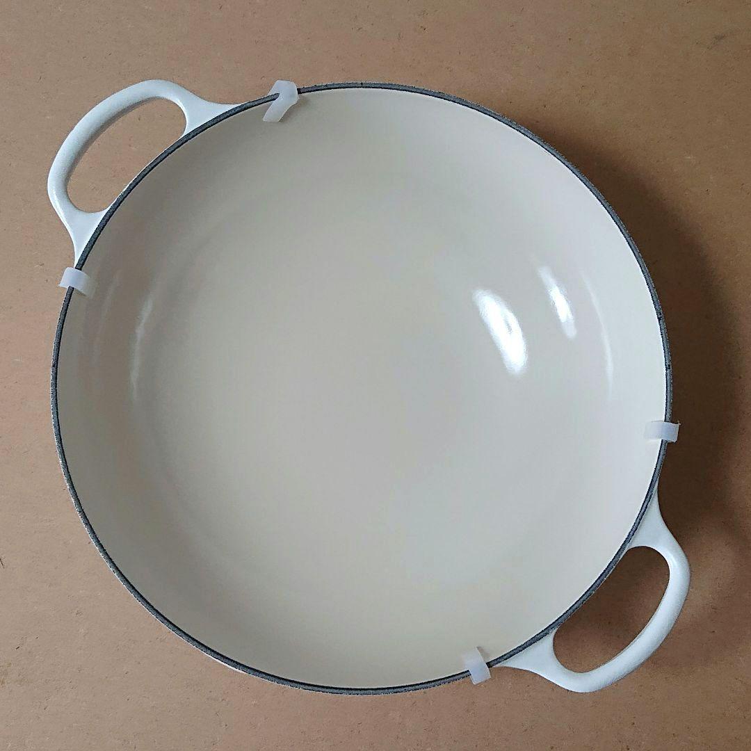 【新品】 LE CREUSET 限定 28cm フラワーレリーフ マルミット