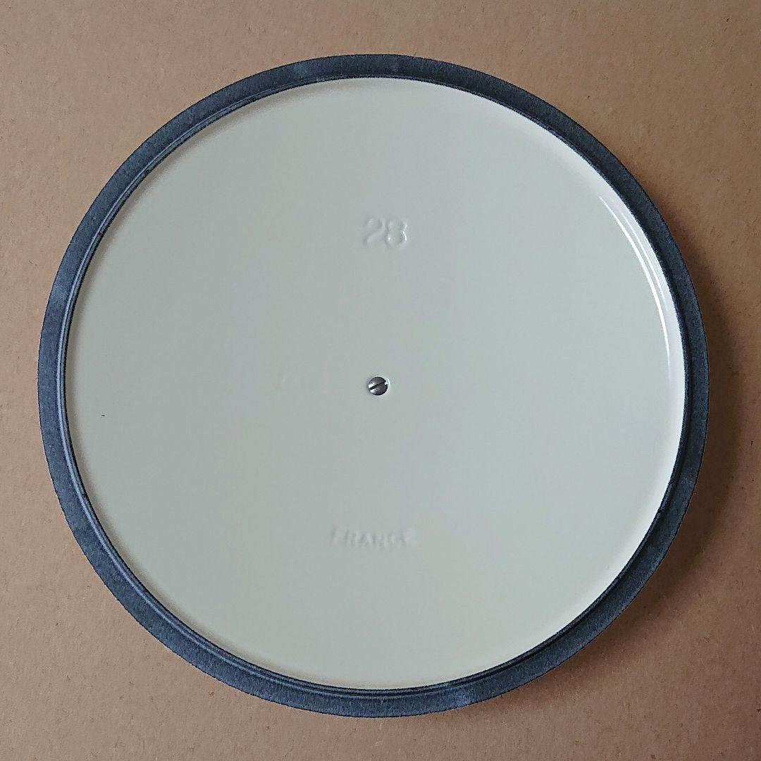 【新品】 LE CREUSET 限定 28cm フラワーレリーフ マルミット