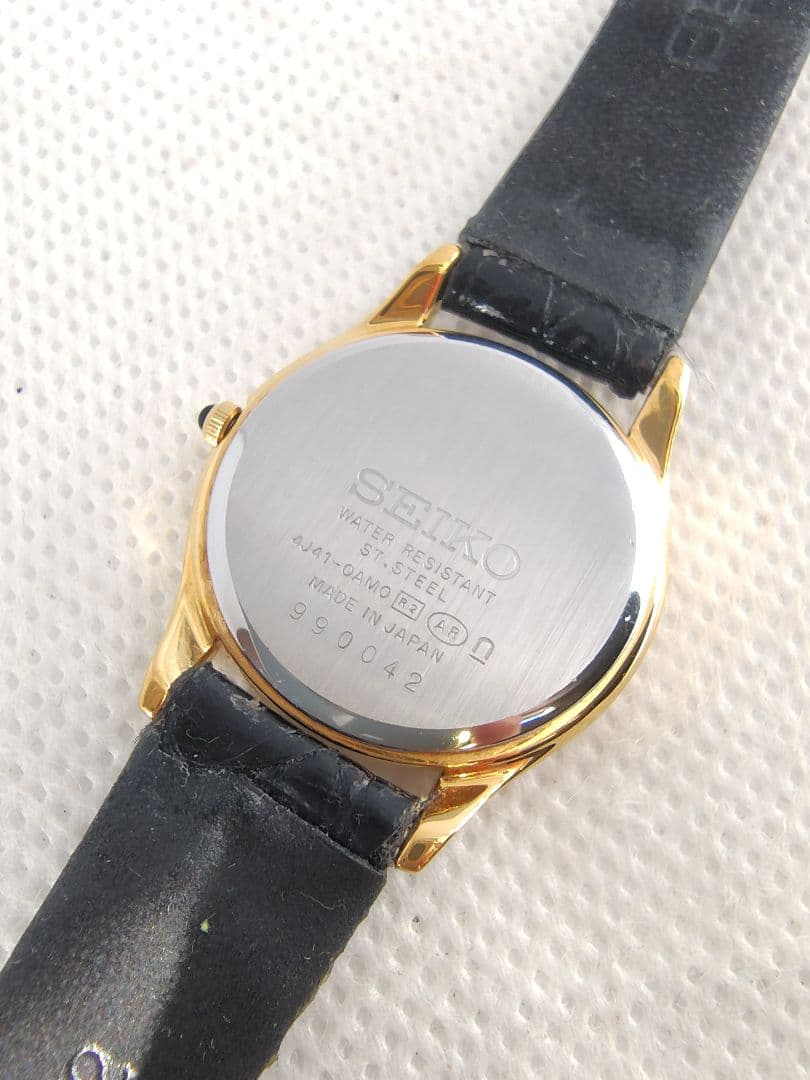 【年差10秒、未使用、美品、電池新品】セイコー　エクセリーヌ　4J41-0AM0