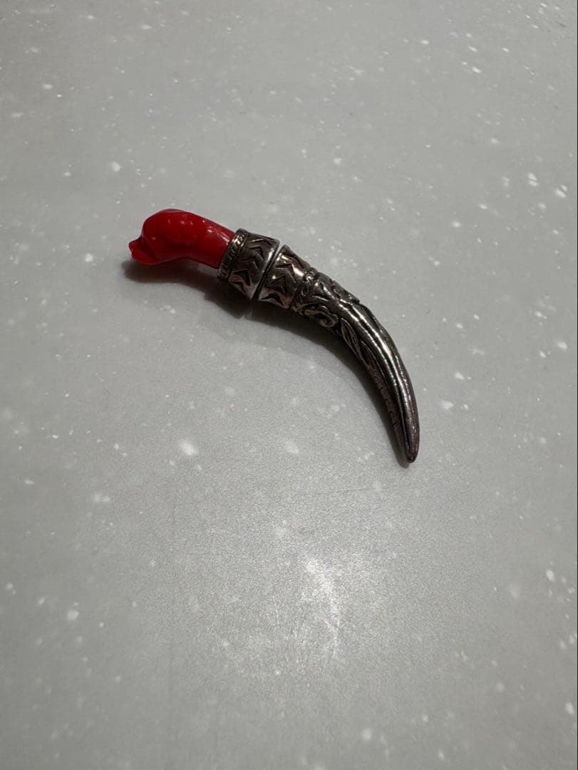 グッチ　アンガーフォレスト　ピアス　シルバー925 赤犬　廃盤品