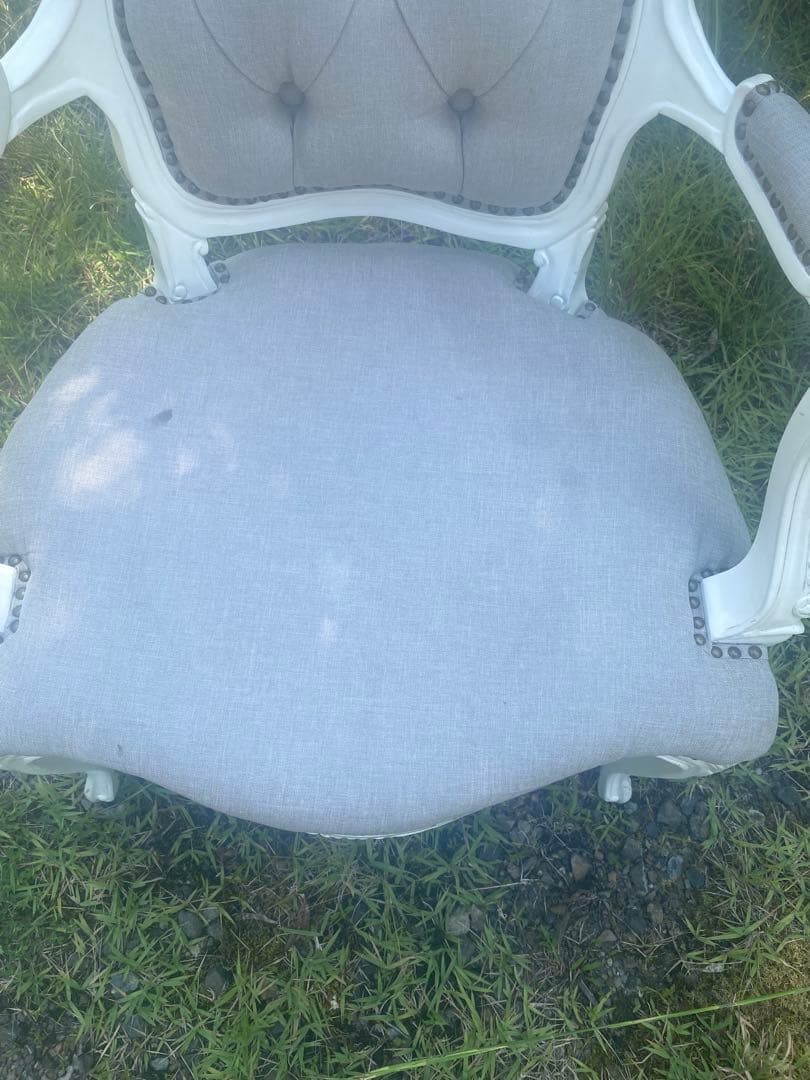 グレー　ホワイト　猫脚　ロココ調　アンティーク調布張りダイニングチェア