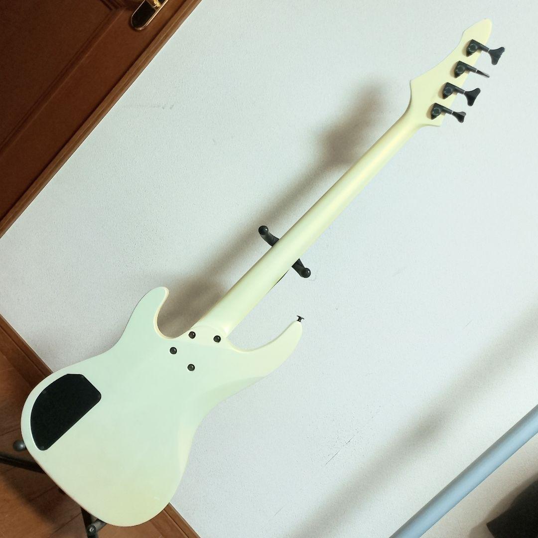 ARIA PROⅡ　MAB-550M　PJタイプエレキベース　弦は新品に交換済み