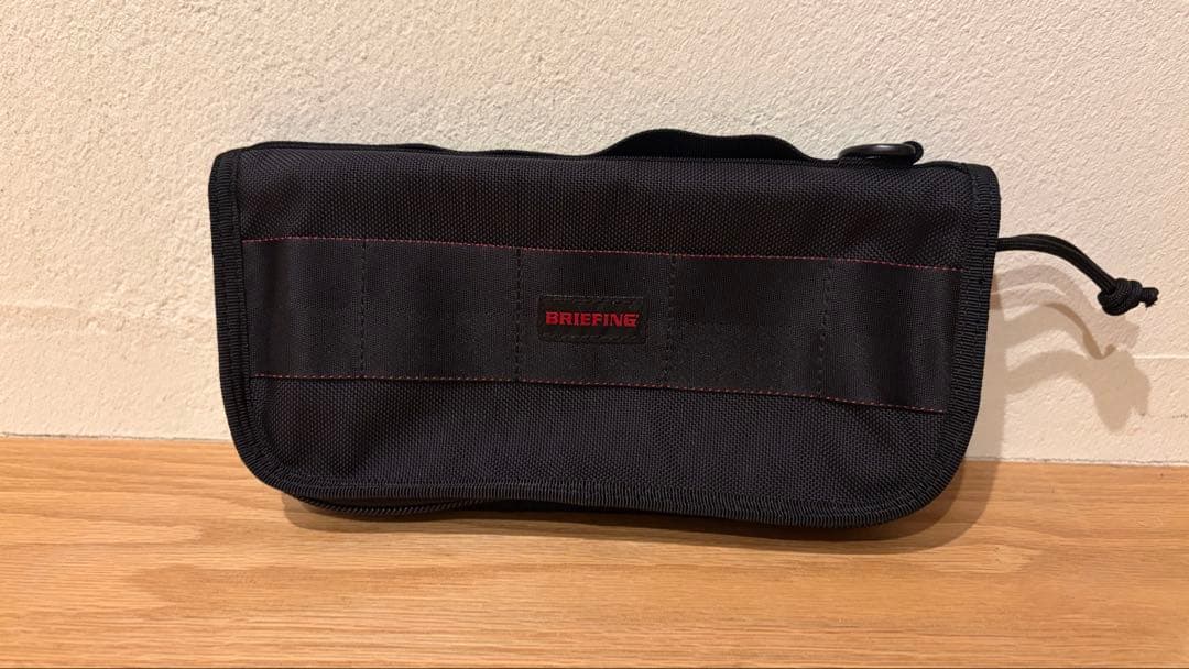 BRIEFING パスポートケース（ブラック）