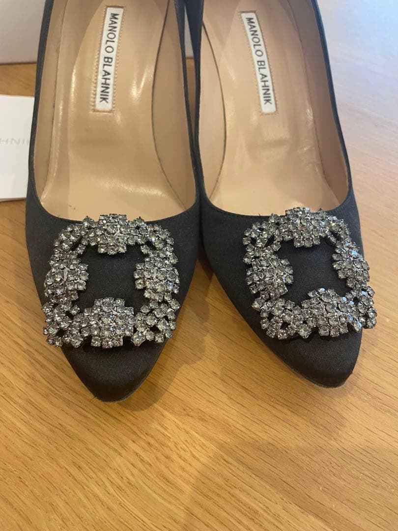 MANOLO BLAHNIK ブラック ハイヒール 37