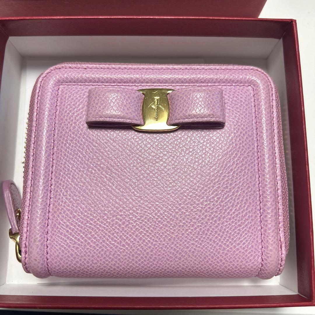 お値下げ❗️ フェラガモ　コンパクト　お財布　ピンク