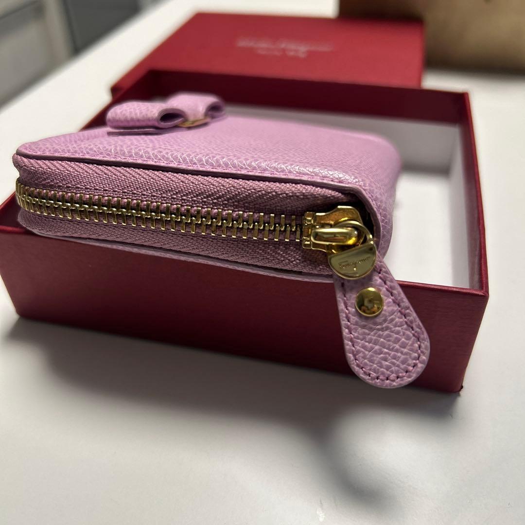 お値下げ❗️ フェラガモ　コンパクト　お財布　ピンク