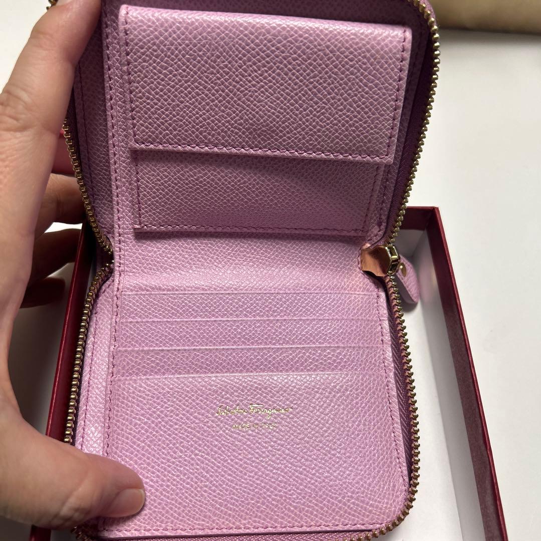 お値下げ❗️ フェラガモ　コンパクト　お財布　ピンク