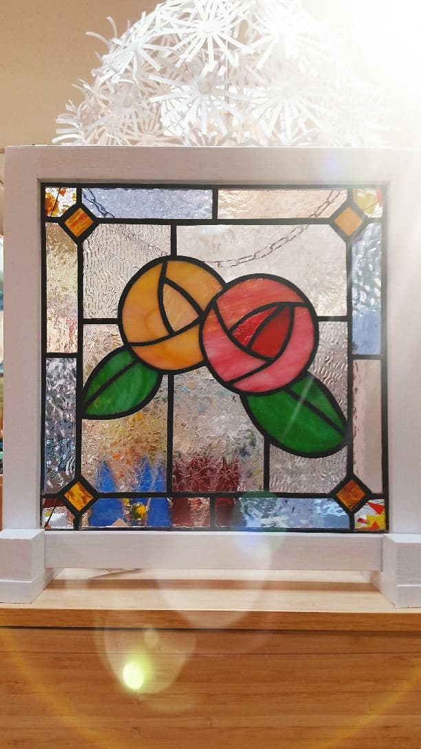 ご予約可　ステンドグラス製　ツインローズパネルスタンド付　オーナメント