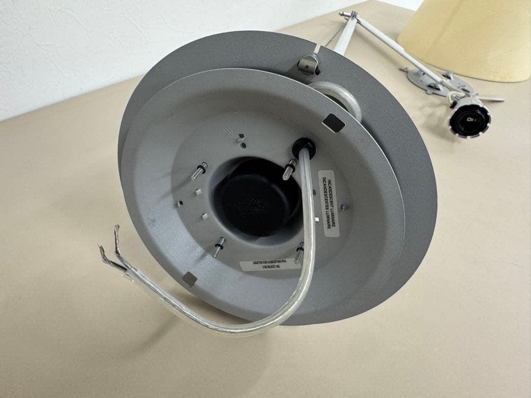 ヤマギワ　アルテミデ　トロメオ　サスペンション　照明　　ライト　ランプ　天井