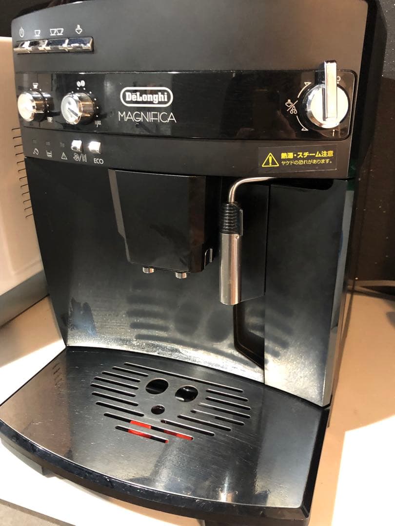 【値下げ中】デロンギ マグフィニカ 全自動コーヒーマシンESAM03110
