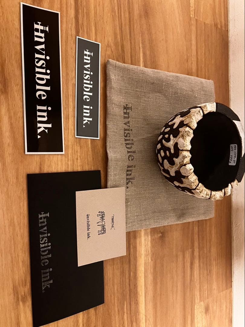 アート陶器鉢 黒と白のデザイン