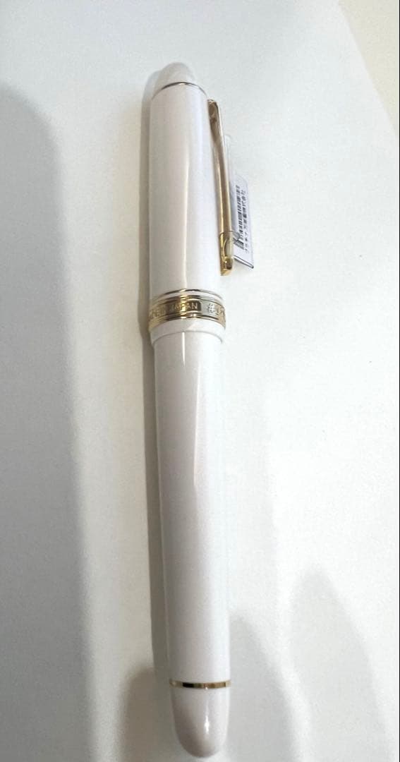 プラチナ　万年筆　3776センチュリー　UEF 超極細 シュノンソーホワイト