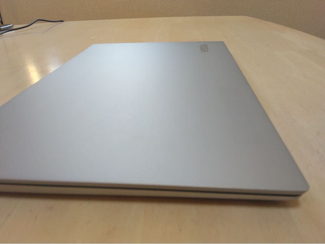 【訳あり】YOGA S730(Core i5/メモリ8GB/13.3型フルHD)