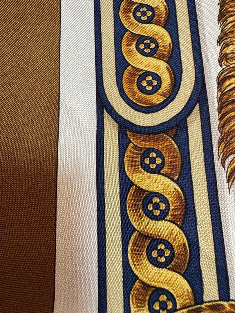 HERMES エルメス　BRIDE DE COUR スカーフ　ベージュ