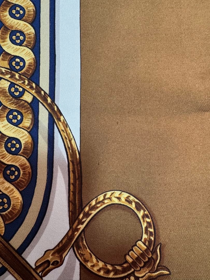 HERMES エルメス　BRIDE DE COUR スカーフ　ベージュ