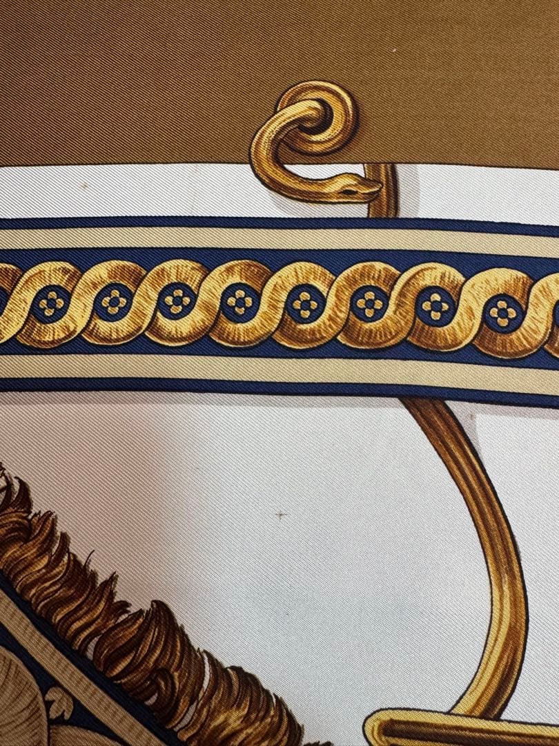 HERMES エルメス　BRIDE DE COUR スカーフ　ベージュ