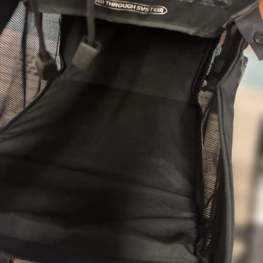 COMBI ネムリエ オート４キャス UE-630 ブランベージュ　美品