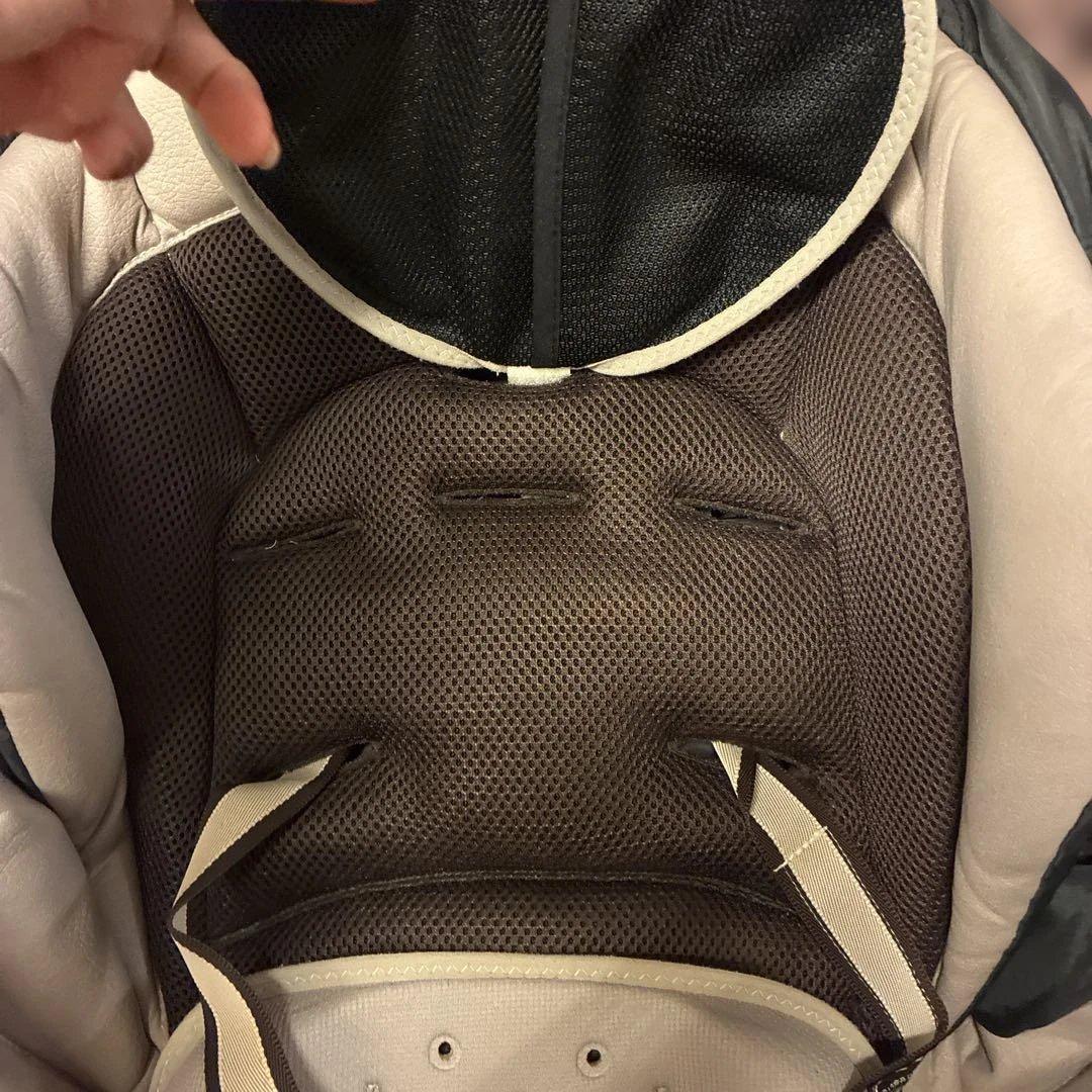 COMBI ネムリエ オート４キャス UE-630 ブランベージュ　美品