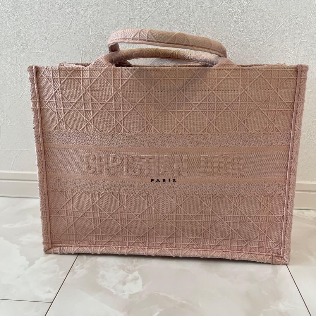 Dior ブックトート