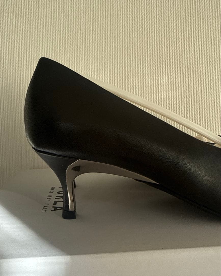 FURLA パンプス　黒　361/2