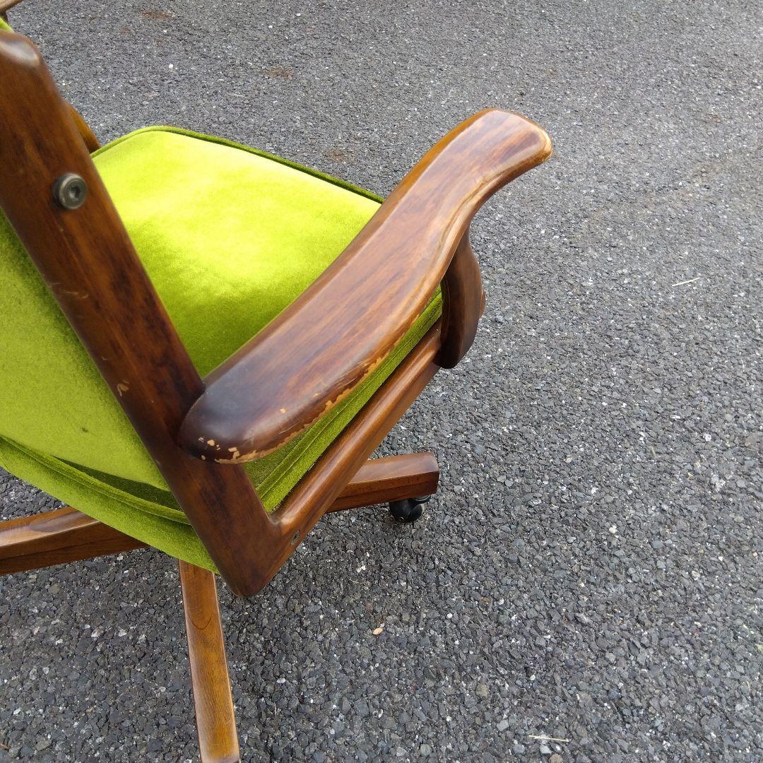 カリモク カリモク60　ヴィンテージ・デスクチェア　役員用チェア　回転椅子