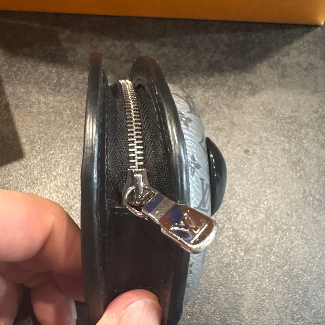 バックチャーム.LVエイリアン　ケース