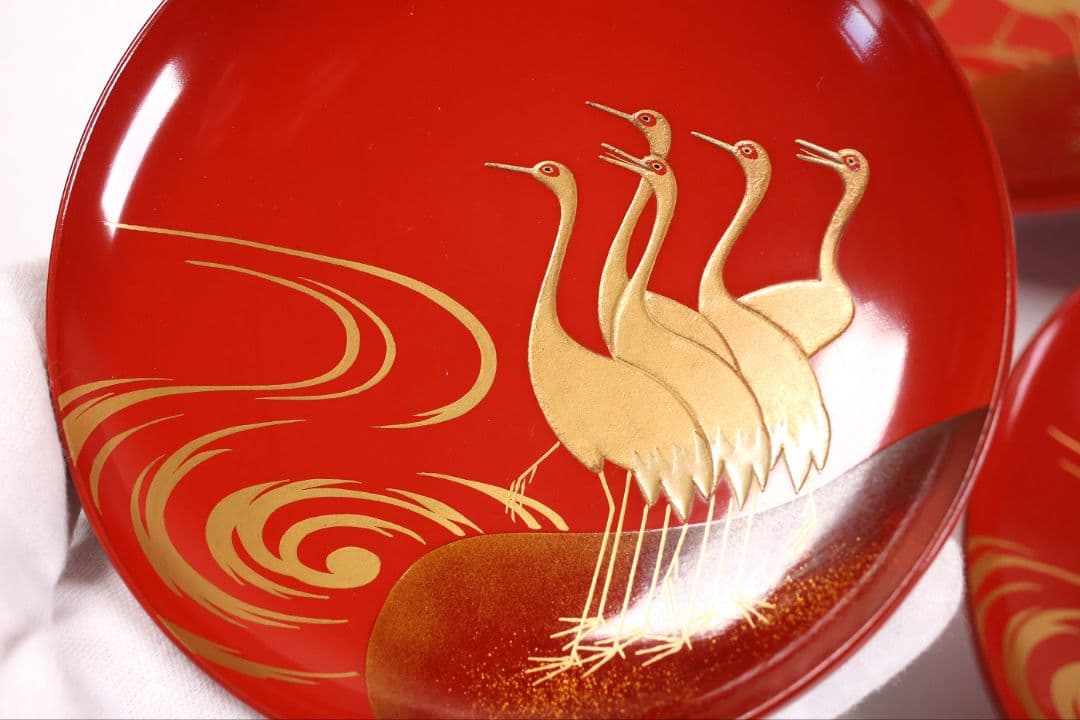 【CM373】時代木製漆器 光琳写 金蒔絵 群鶴図 朱塗 引盃 五客 小皿 杯