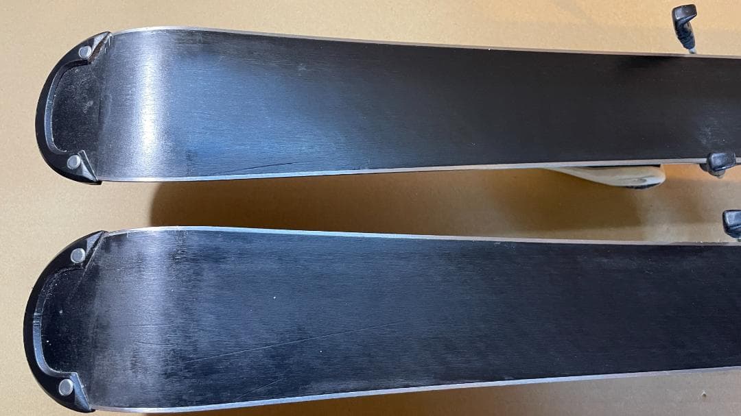 スキー板　キッズ　ヘッド　117㎝　ツインチップ　フリースキー