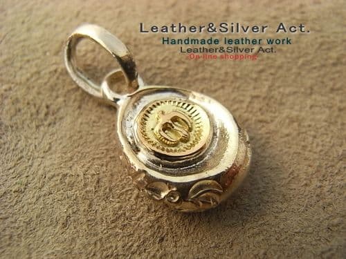 オリジナル　イーグル ペンダントトップ　シルバー925　ゴールドイーグル