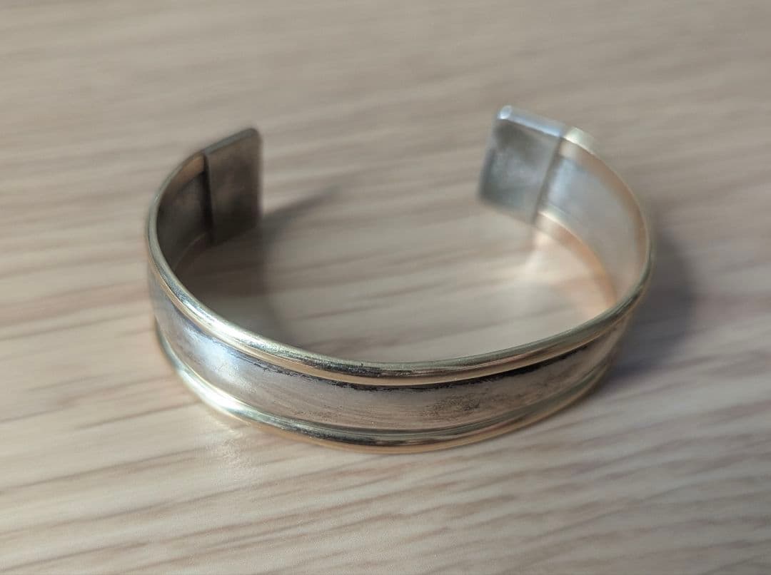 ナバホ族・12K.GF.ノンスタンプ鏡面仕上げバングル・超希少品