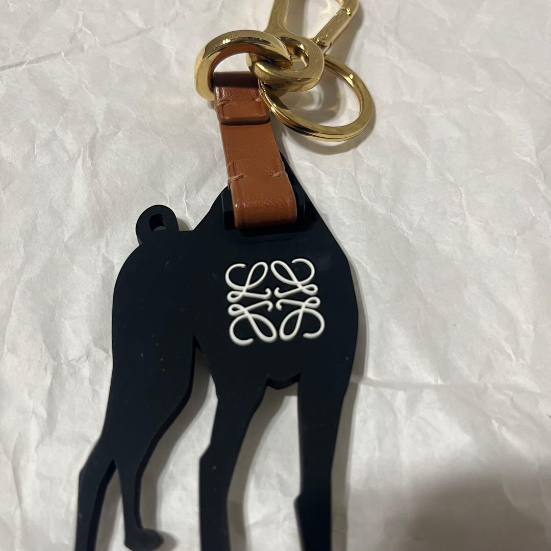 【希少✨】ロエベ レザー ドッグ キーホルダー バッグチャーム 犬