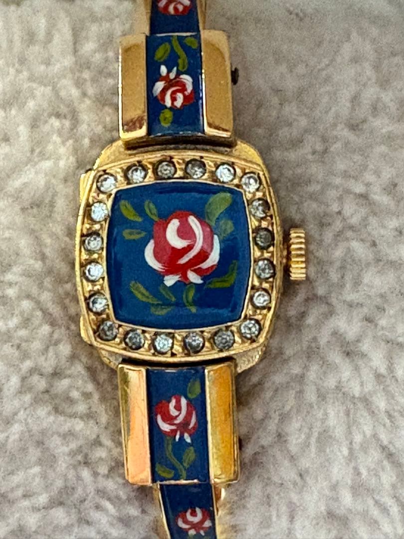 チャンドラー　腕時計　ブレスレット　薔薇