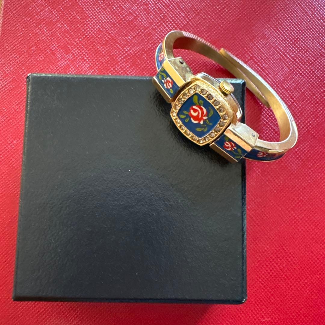 チャンドラー　腕時計　ブレスレット　薔薇