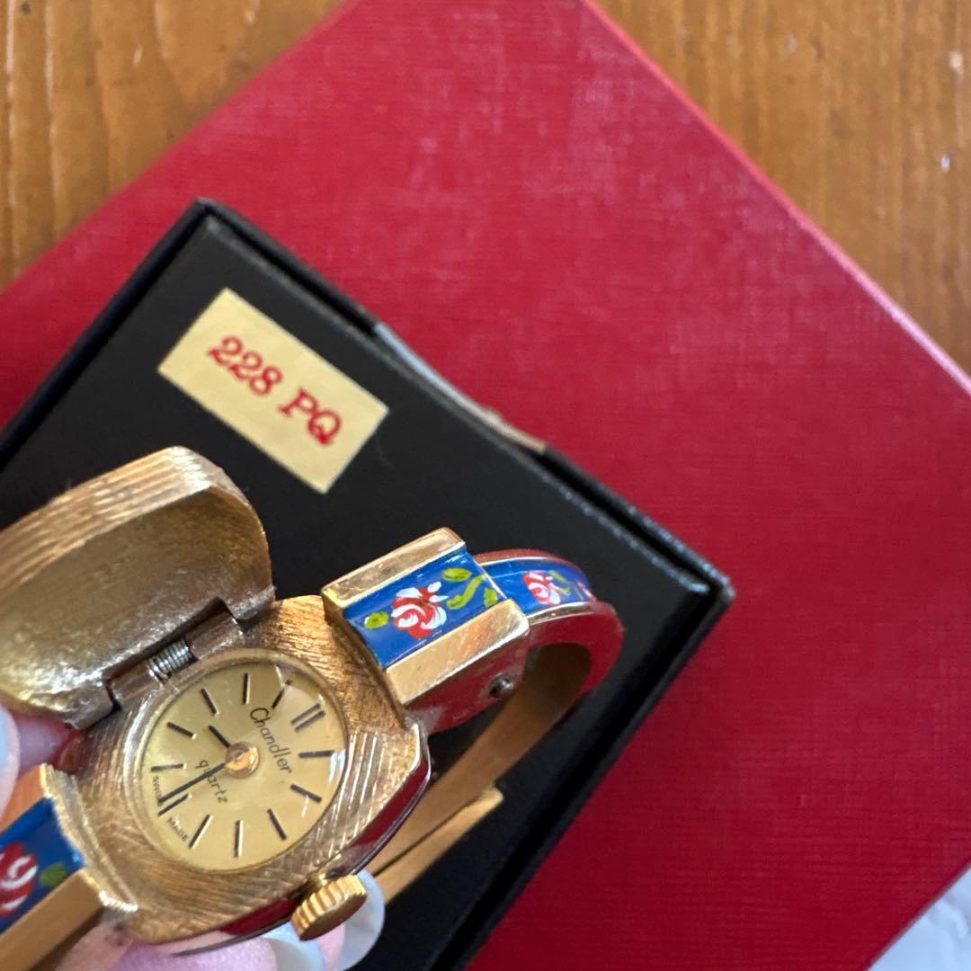 チャンドラー　腕時計　ブレスレット　薔薇