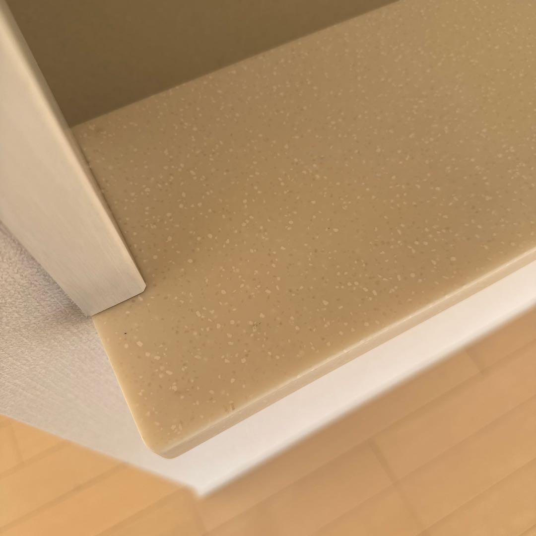 クリーム色 人工大理石 カウンター