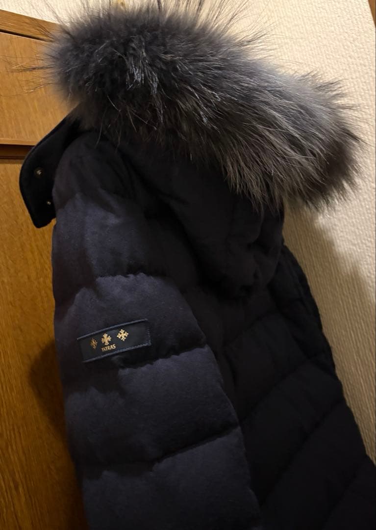 タトラス　ダークネイビー　ラビアナ ウール XL 近年モデル