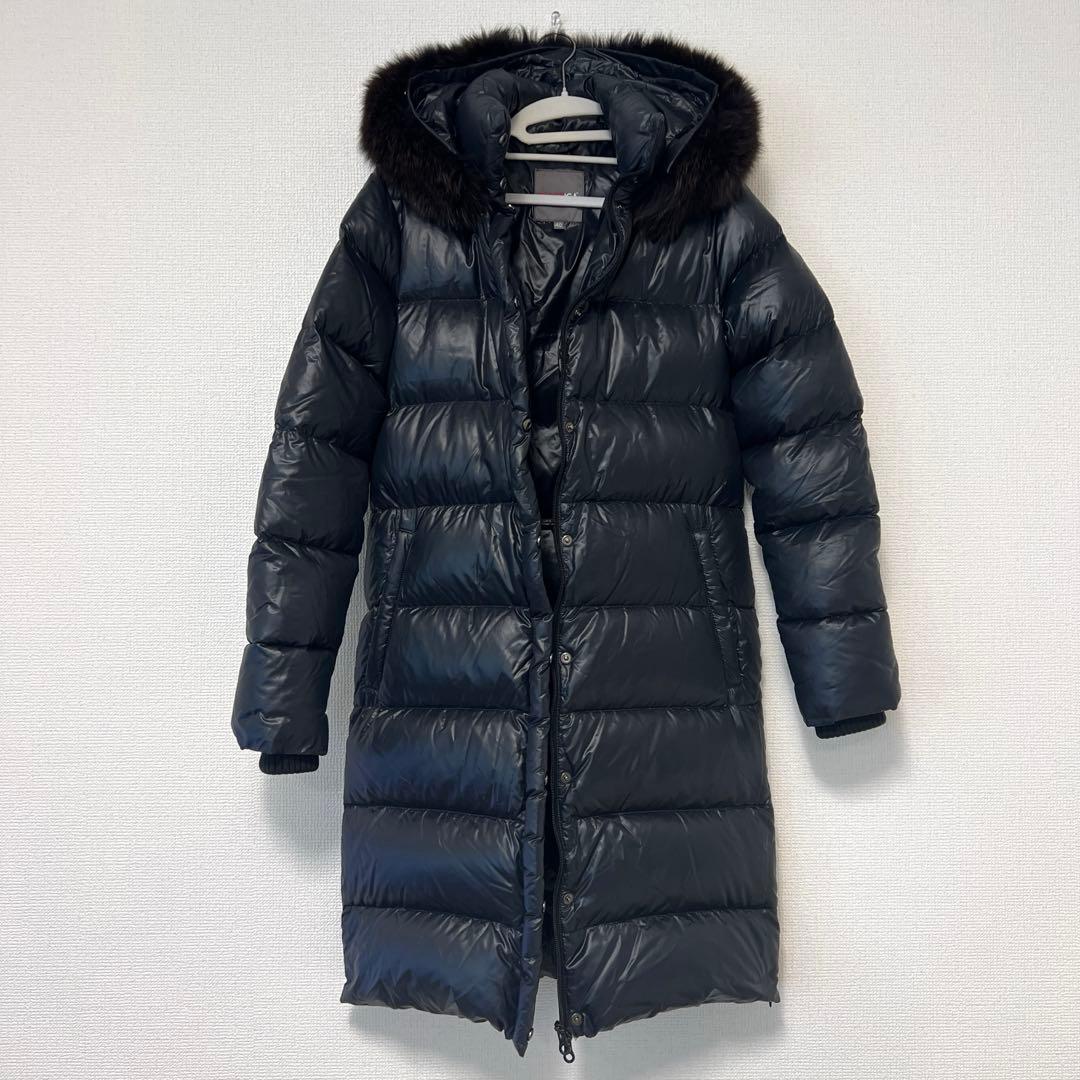 美品　デュベティカ DENEB ダウンコート40 黒　NERO フードファー付