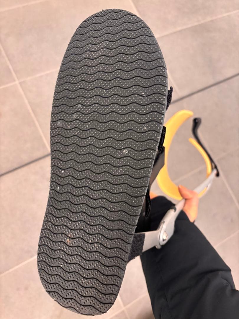 足首固定具付き装具　黒　27cm