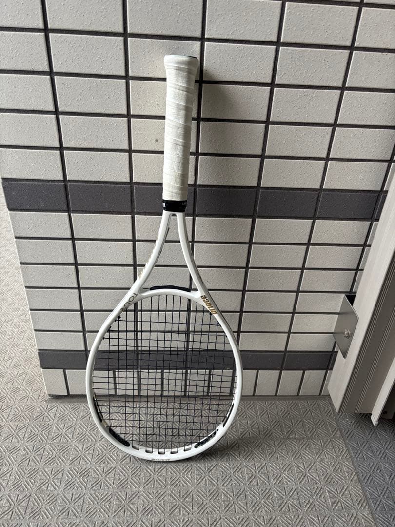 美品　Princeテニスラケット Tour O3 100インチ305g G2