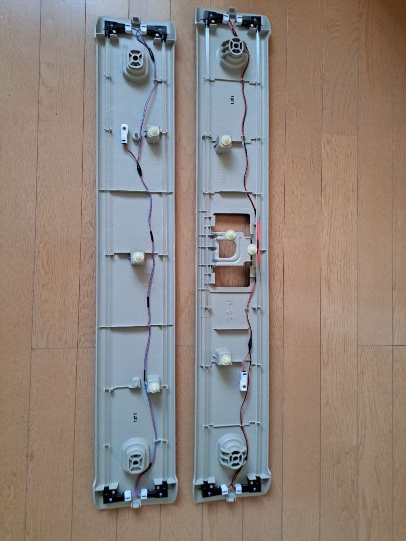 ヘッドライニングガーニッシュLED